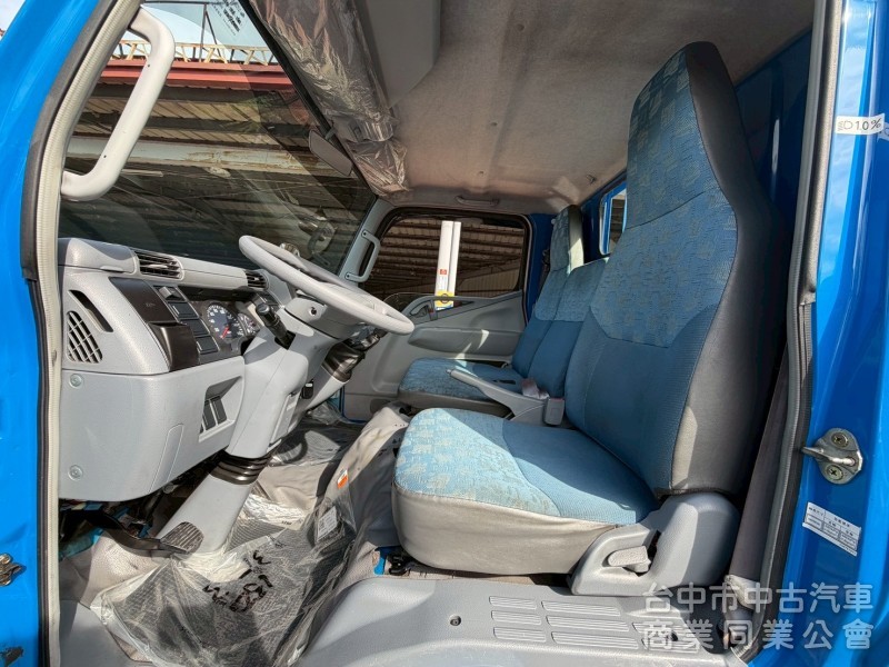 2012堅達十四呎半 跑十二萬多公里