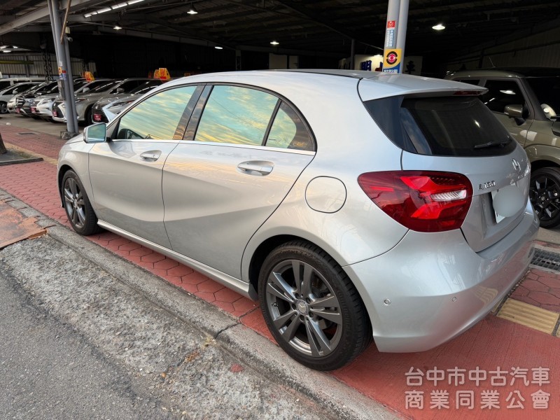 2015 A180 跑十萬