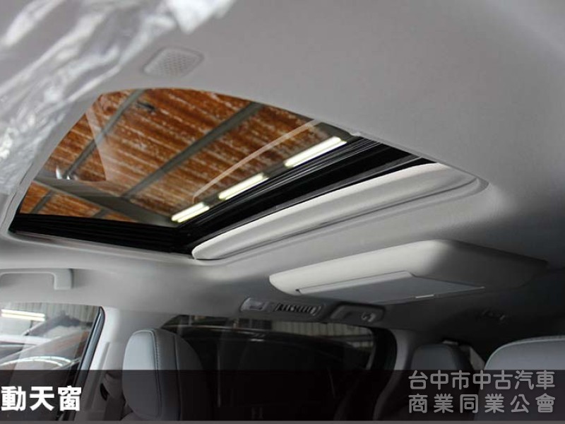 總代理鉑金版✅僅跑7千⭕現車在店免等待⭕新車利率✅JBL音響✅抬頭顯示器✅記憶座椅✅後座影音✅無線充電盤✅JBL音響