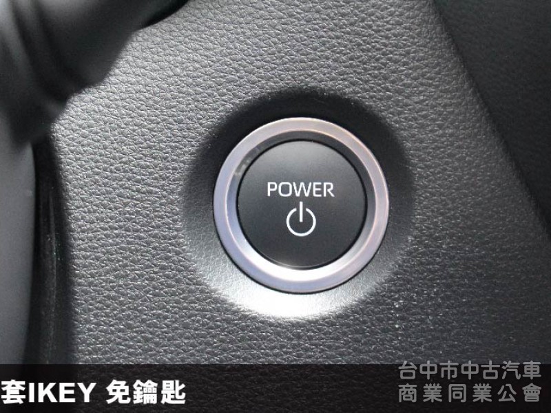 正24年出廠⭕油電尊爵版⭕改款全數位儀表版✅CARPLAY✅倒車顯影✅盲點偵測✅全套免鑰匙✅全車原鈑件✅全額貸✅新車利率