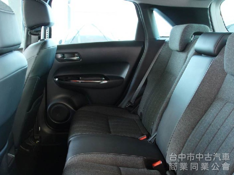正2025出廠全台最低價⭕僅跑4000KM⭕全車原漆✅油電版✅實車實價刊登✅原廠保固中⭕摸門免鑰匙✅盲點偵測⭕新車利率