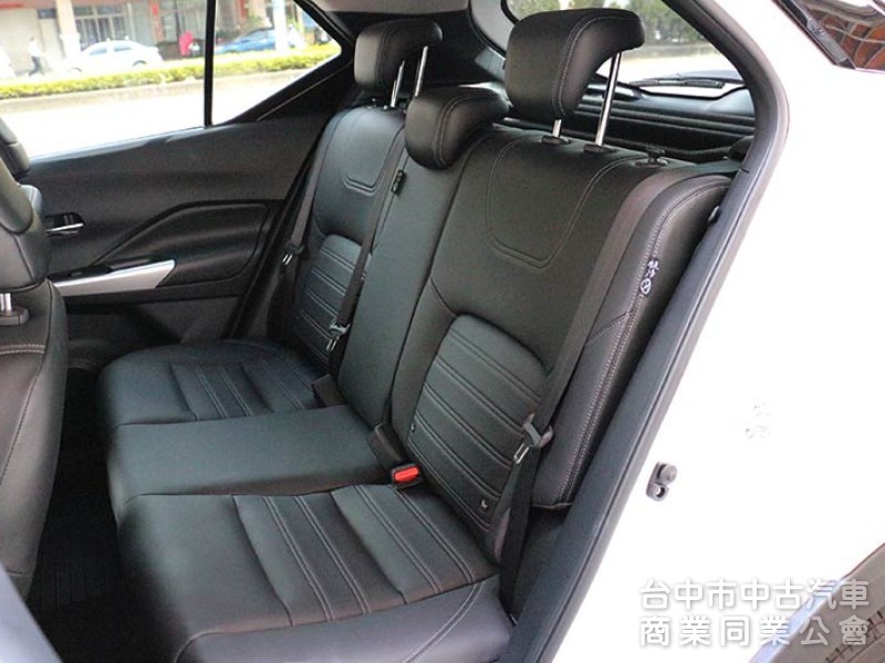 ⭕買車可帶現金回家⭕旗艦版⭕全原鈑件/保固中✅免鑰匙✅LED頭燈✅360度環景✅定速✅恆溫✅盲點✅CARPLAY