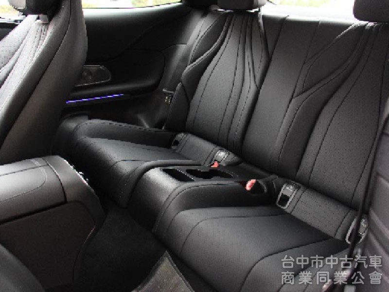 ⭕保證是全省最低價⭕正25年全新車CLE300 4MATIC✅全滿配車款✅多光束✅抬顯✅柏林✅夜色套件✅未領牌新車利率