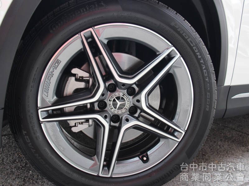 ⭕23年⭕全網最低價✅AMG✅四輪傳動✅239跟車✅多光束頭燈✅全景天窗✅雙記憶座椅⭕新車利率✅未領牌