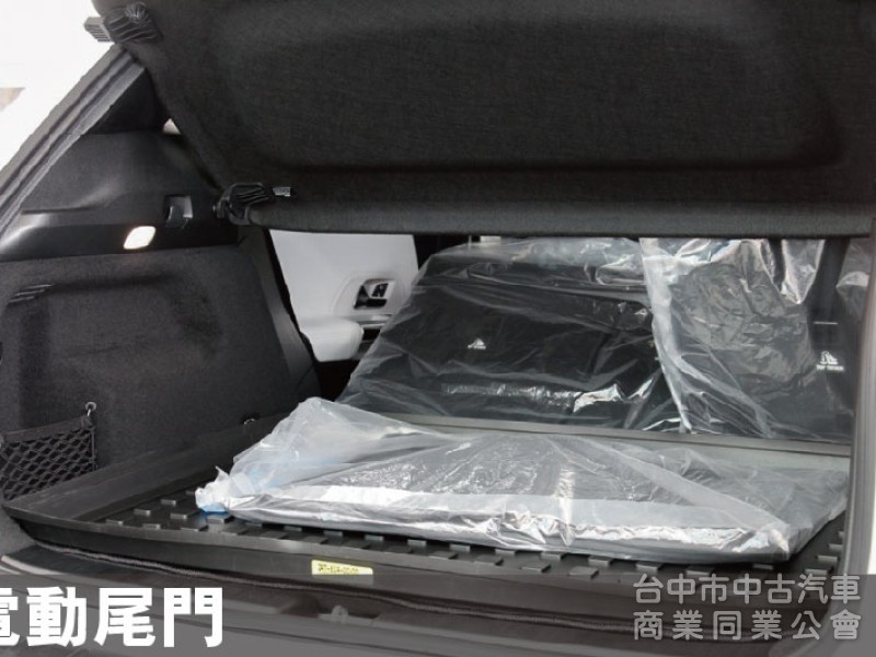 ⭕23年⭕全網最低價✅AMG✅四輪傳動✅ACC跟車✅多光束頭燈✅全景天窗✅雙記憶座椅⭕新車利率✅未領牌