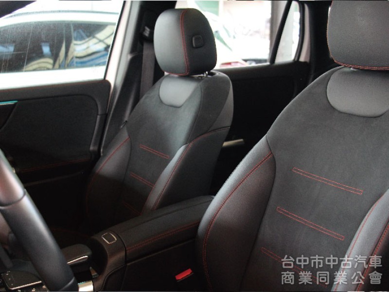 ⭕23年⭕全網最低價✅AMG✅四輪傳動✅ACC跟車✅多光束頭燈✅全景天窗✅雙記憶座椅⭕新車利率✅未領牌