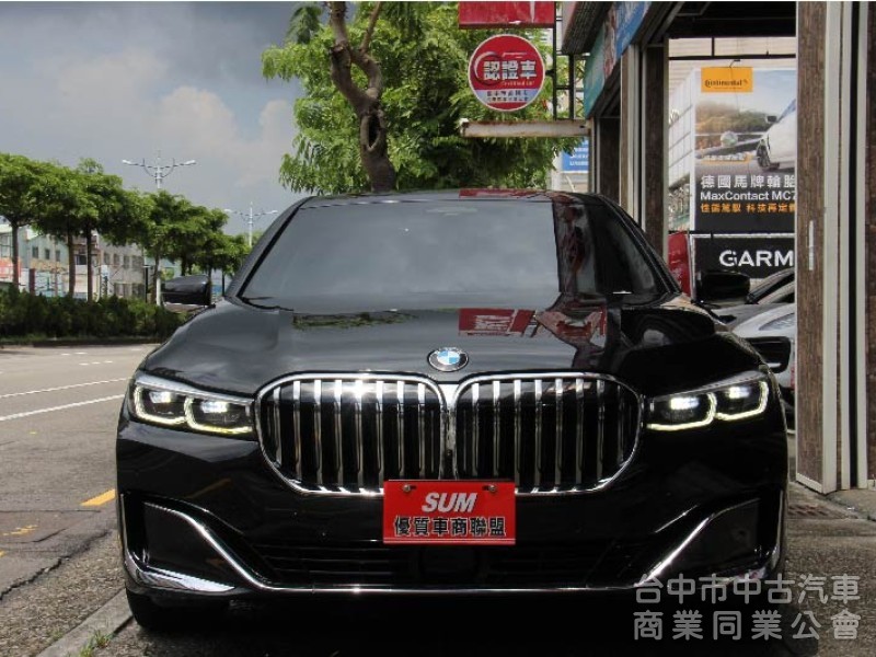 ⭕正2022年✅小改款頭尾燈✅氣壓懸吊✅5AU智慧輔助駕駛✅HK音響環艙氣氛燈✅ 駕駛模式切換✅ 盲點✅菱格紋內裝座椅