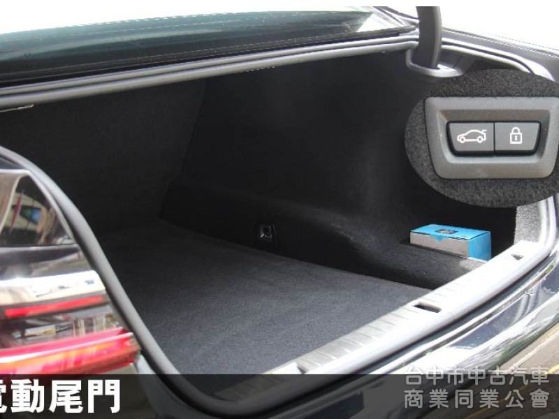 ⭕正2022年✅小改款頭尾燈✅氣壓懸吊✅5AU智慧輔助駕駛✅HK音響環艙氣氛燈✅ 駕駛模式切換✅ 盲點✅菱格紋內裝座椅