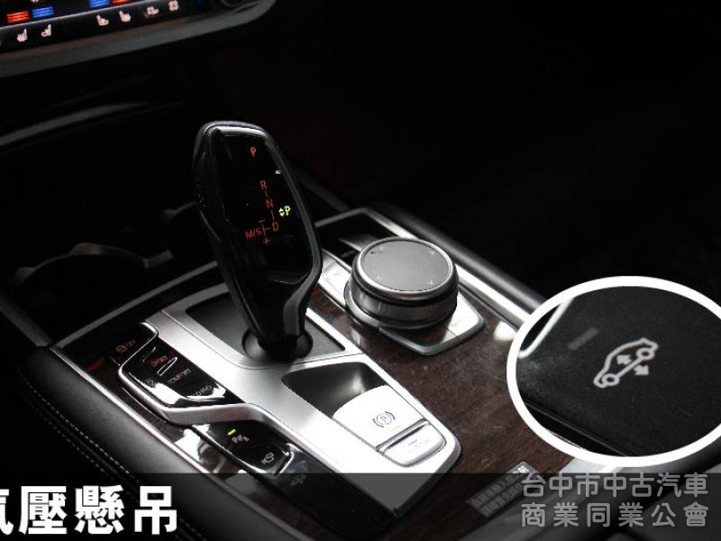 ⭕正2022年✅小改款頭尾燈✅氣壓懸吊✅5AU智慧輔助駕駛✅HK音響環艙氣氛燈✅ 駕駛模式切換✅ 盲點✅菱格紋內裝座椅