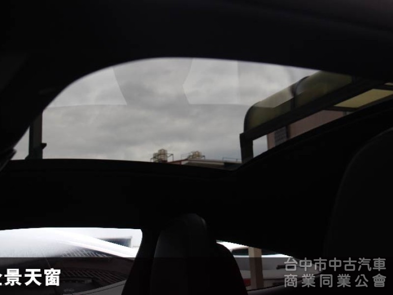 ⭕保證是全省最低價最高階⭕正25年全新車CLE300✅全滿配車款✅通風座椅✅多光束✅抬顯✅柏林✅夜色套件✅未領牌新車利率