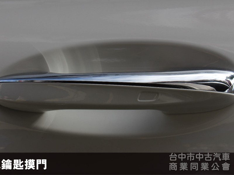 ⭕秒殺釋出⭕低里程精品⭕全車原漆⭕僅跑2.9萬公里✅ACC跟車✅20吋鋁圈✅360環景✅多光束頭燈✅夜色套件⭕可全額貸