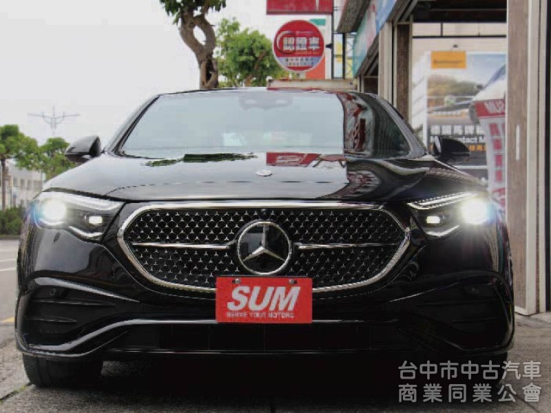 全網最低價保證實車實價⭕W214大改款 E350 四輪傳動✅P20輔助駕駛✅多光束頭燈 ✅全景天窗✅抬頭顯示器✅全新車