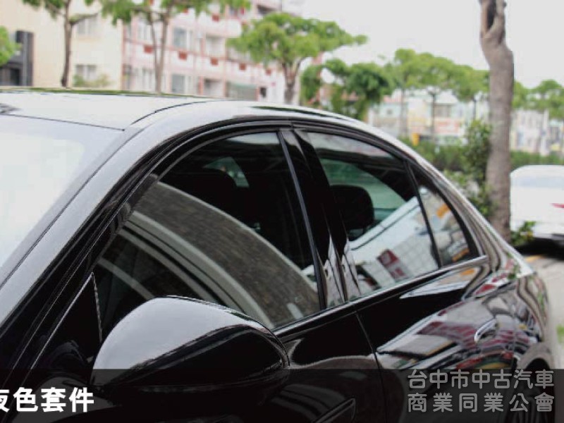 全網最低價保證實車實價⭕W214大改款 E350 四輪傳動✅P20輔助駕駛✅多光束頭燈 ✅全景天窗✅抬頭顯示器✅全新車