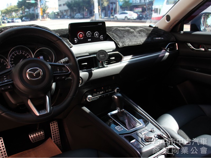 黑豔旗艦版⭕BOSE音響⭕電動椅✅黑化外觀套件✅ LV2跟車 ✅360環景✅黑化鋁圈✅抬顯⭕可全貸⭕全原廠保養⭕原鈑件