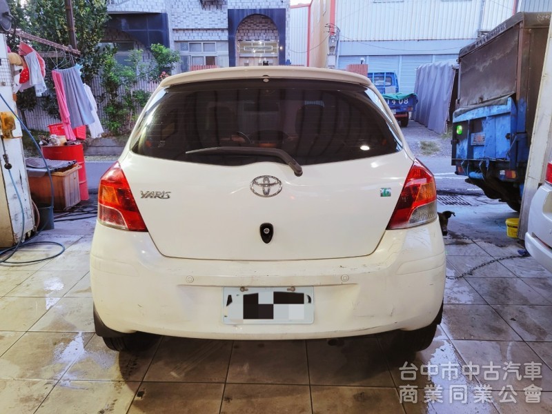 2010年 Yaris G版 恆溫，皮椅，可認證，月付3999