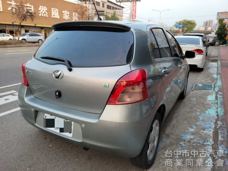 2008 年 Yaris 小鴨 皮椅，鋁圈，可認證，可全額貸款，可保固，月付3999