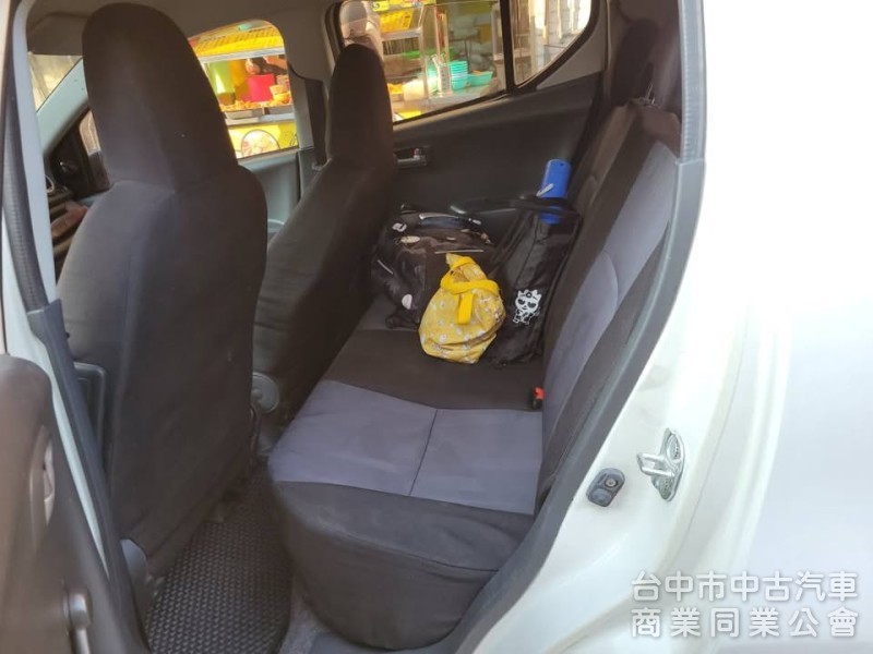 2014 年 Alto 鈴木 奧托 1.0cc 日本進口五門小車，，一年稅金只要8640，火星塞，考爾都換新，實跑14萬