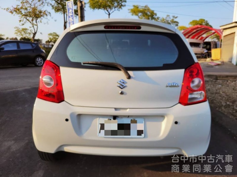 2014 年 Alto 鈴木 奧托 1.0cc 日本進口五門小車，，一年稅金只要8640，火星塞，考爾都換新，實跑14萬