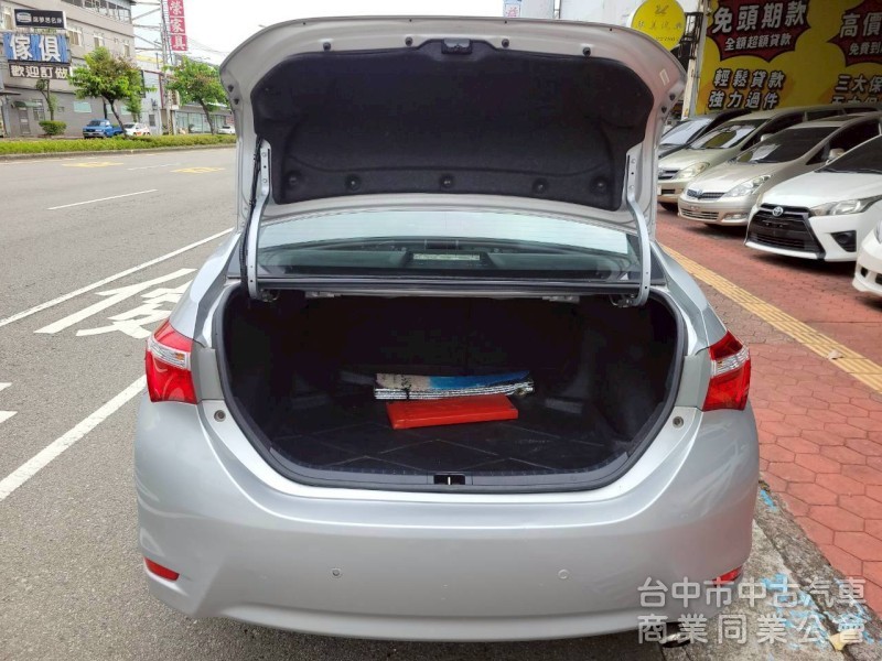 2014 年 Altis 經典版，恆溫，定速，原鈑件，引擎安靜無漏油，保養紀錄完整，可全額貸款。