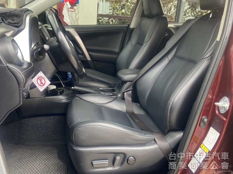 2017年式  Toyota 豐田    RAV-4  突顯SUV與生俱來的運動本質!!