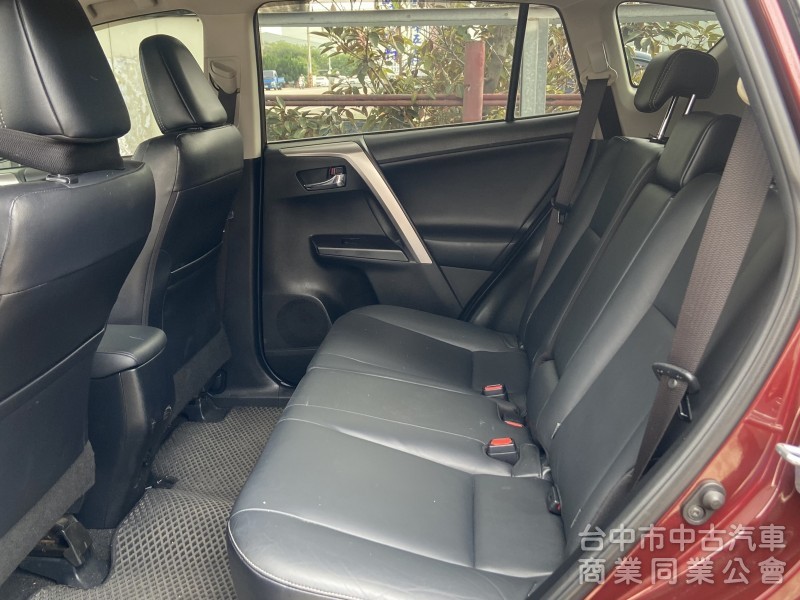 2017年式  Toyota 豐田    RAV-4  突顯SUV與生俱來的運動本質!!