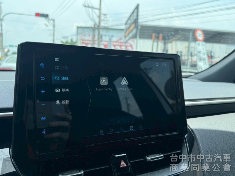 正2025年原廠保固中跑8千公里  ikey  摸門  acc跟車系統  恆溫 行車偏移  後做出風口  
