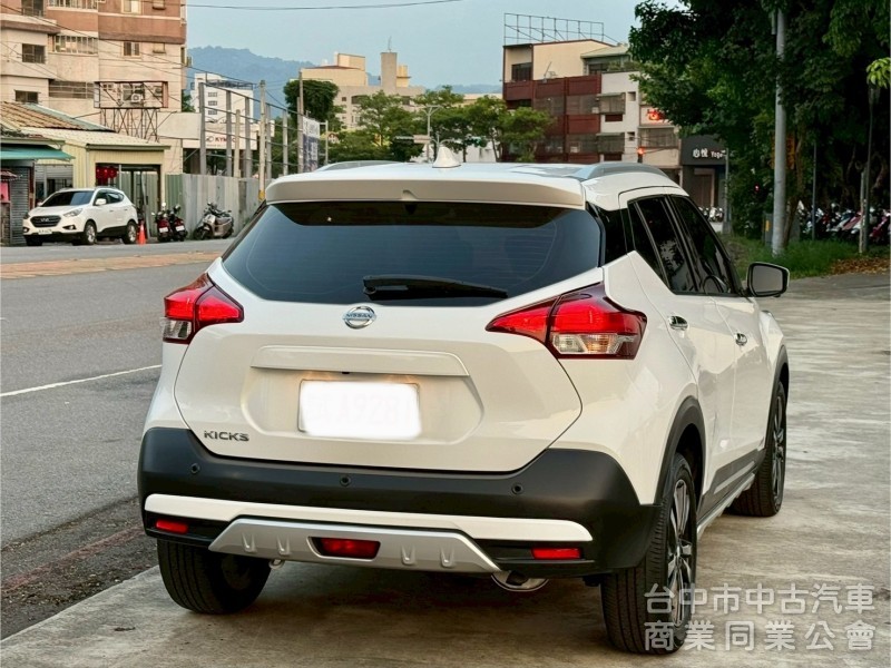 原廠保養  ikey  摸門  定速  防撞玵景輔助  360環景 