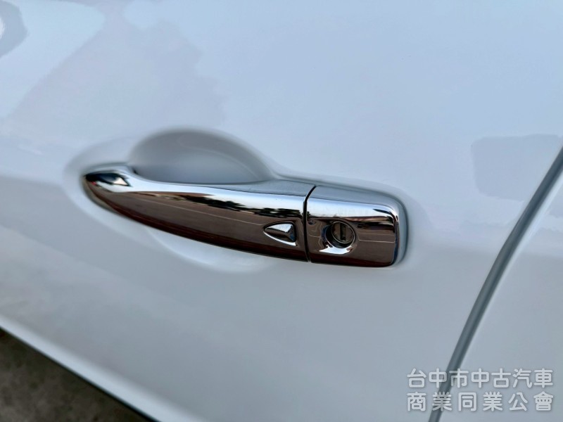 原廠保養  ikey  摸門  定速  防撞玵景輔助  360環景 