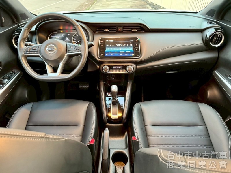 原廠保養  ikey  摸門  定速  防撞玵景輔助  360環景 