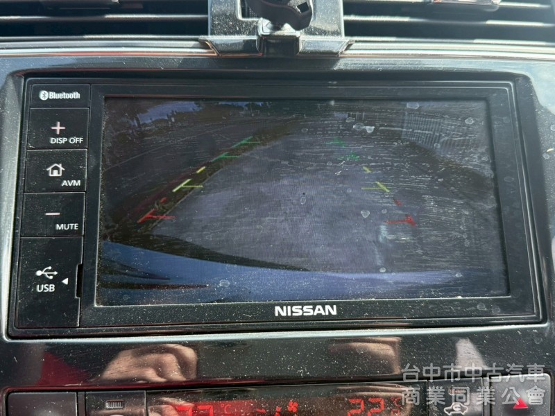 I-TIIDA 1.6 五門掀背 配備 ikey  摸門  定速   盲點偵測  影音系統