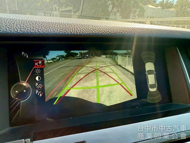 F10 520i 小改後 新頭燈