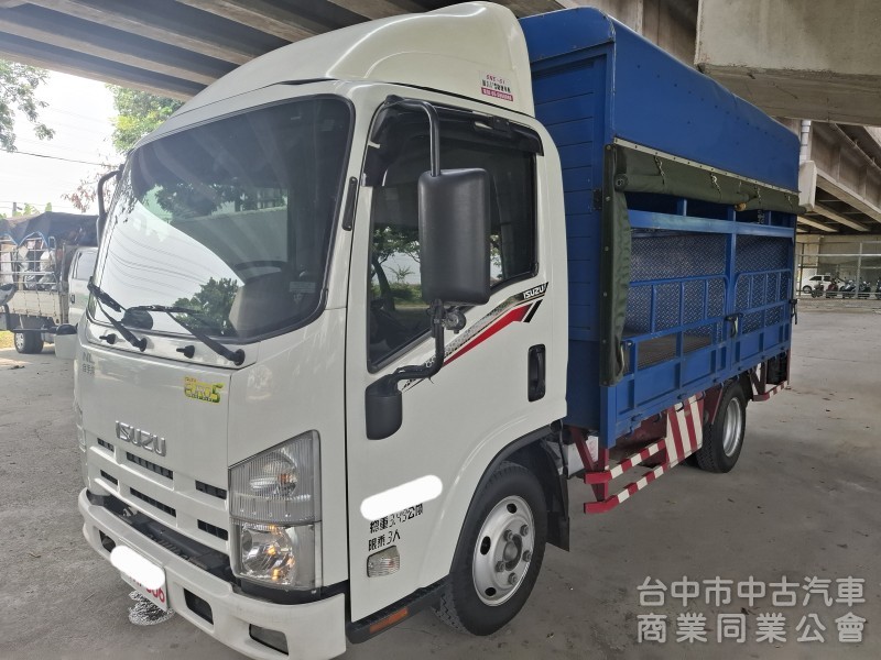 2020年ISUZU  