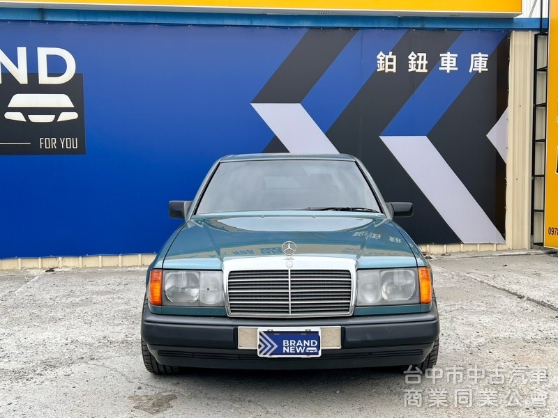 1986．BENZ．300E．綠色