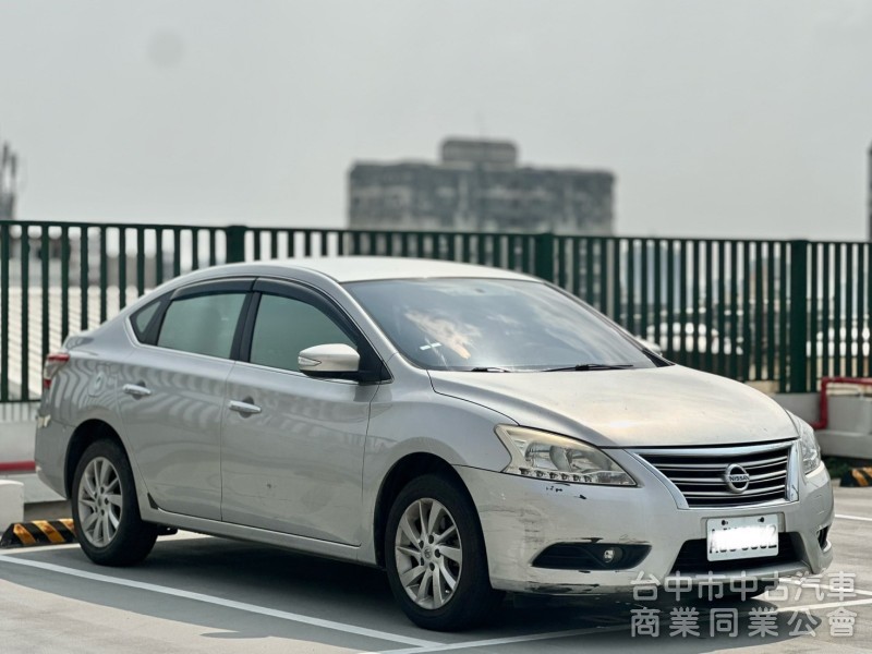 2014・Nissan・Sentra 傳奇版・里程13.4萬