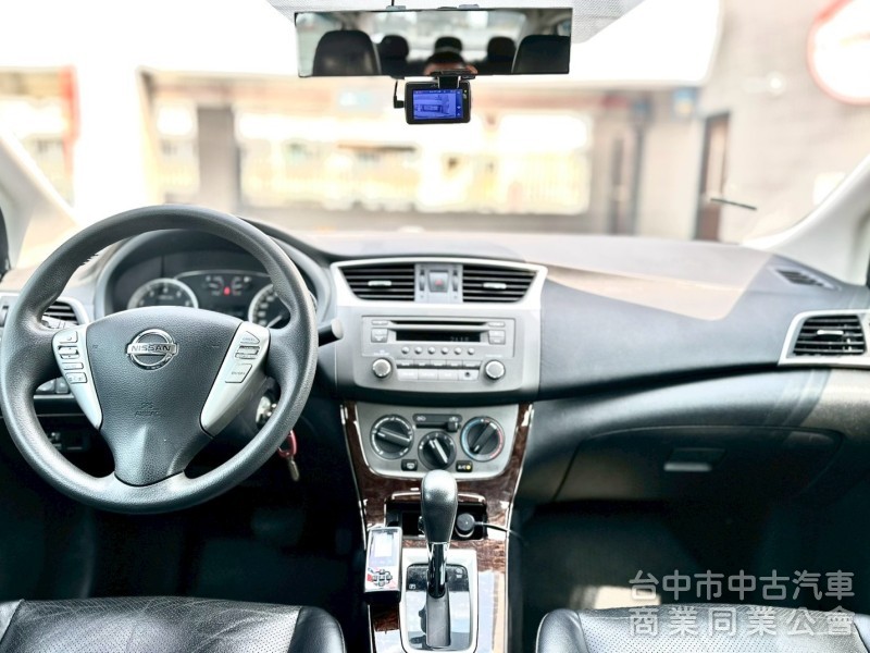 2014・Nissan・Sentra 傳奇版・里程13.4萬