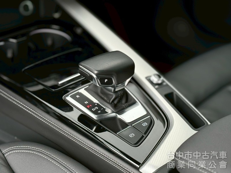 2020・Audi・A4・里程5.6萬