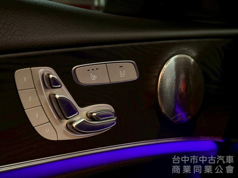 2017・BENZ・E300・里程12萬
