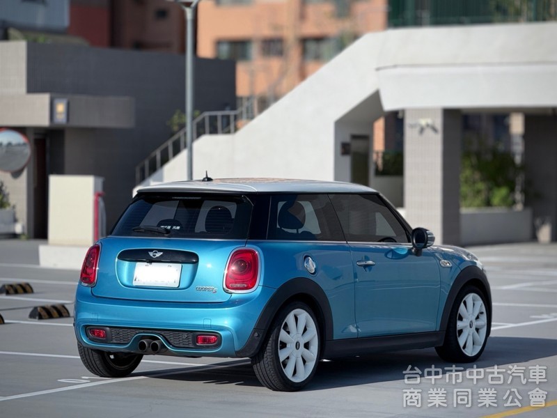 2016 MINI COOPER S 