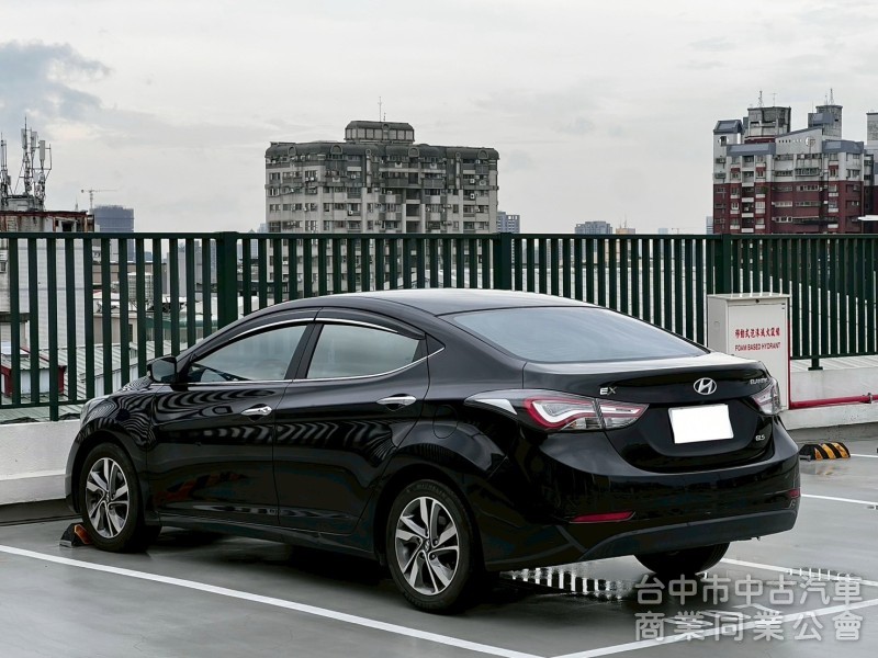 2015 Elantra 里程23萬