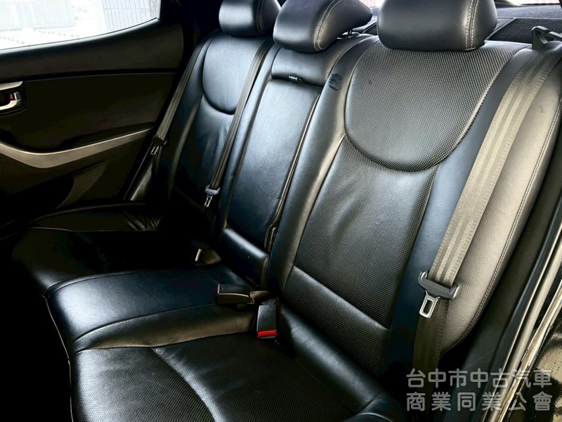 2015 Elantra 里程23萬
