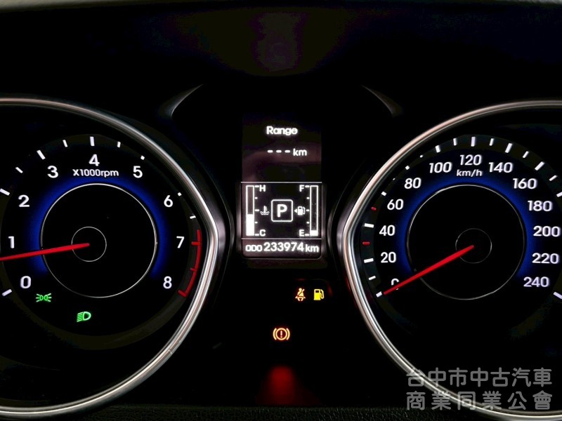 2015 Elantra 里程23萬