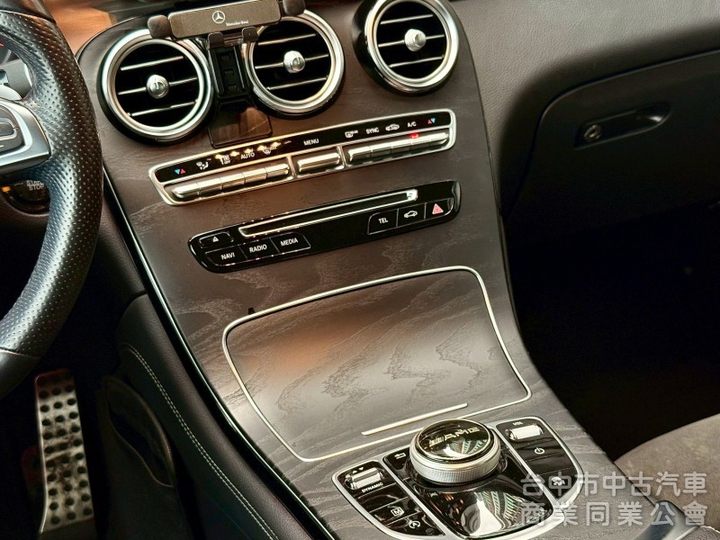 2019 GLC250 里程12萬