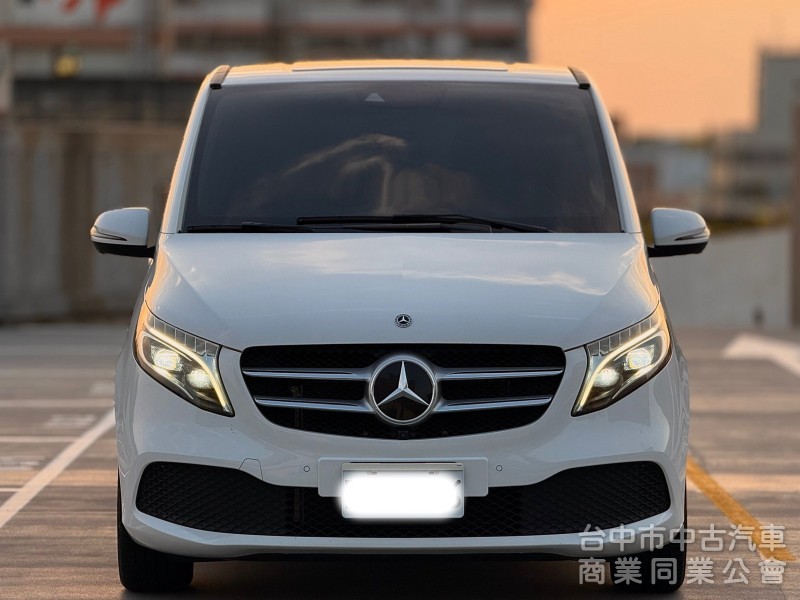 2021 V220d 里程6.3萬