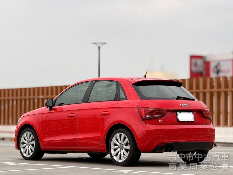 2012 A1 里程13.5萬