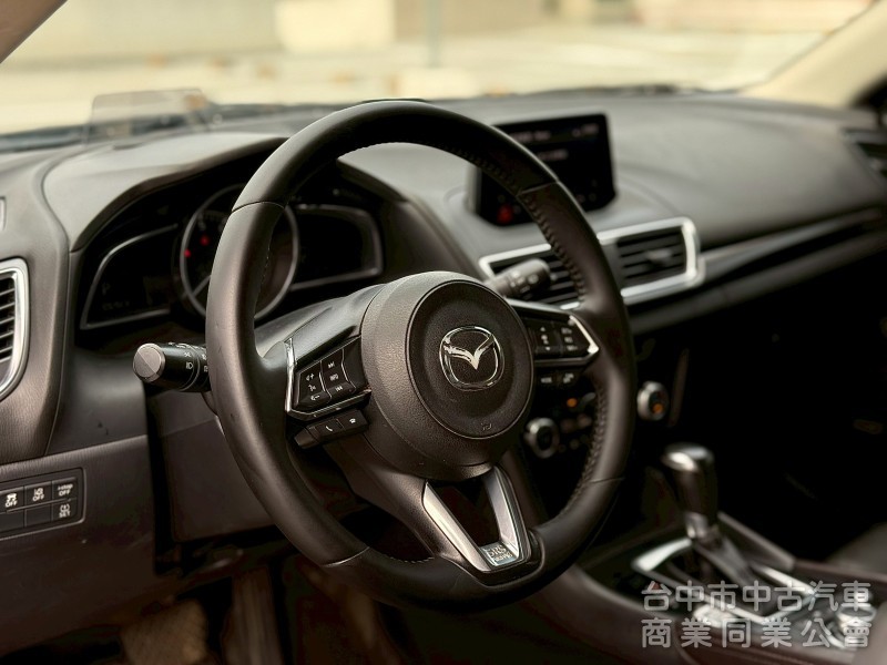 2018 Mazda3 里程10萬
