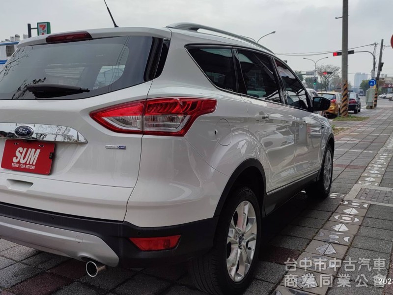 2015年FORD KUGA2.0旗艦版 新車價119.8萬 年前特惠價 原漆原版件.挑戰全台最便宜.全景天窗.