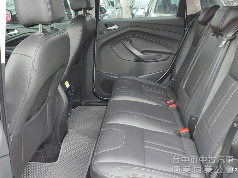 2015年FORD KUGA2.0旗艦版 新車價119.8萬 年前特惠價 原漆原版件.挑戰全台最便宜.全景天窗.