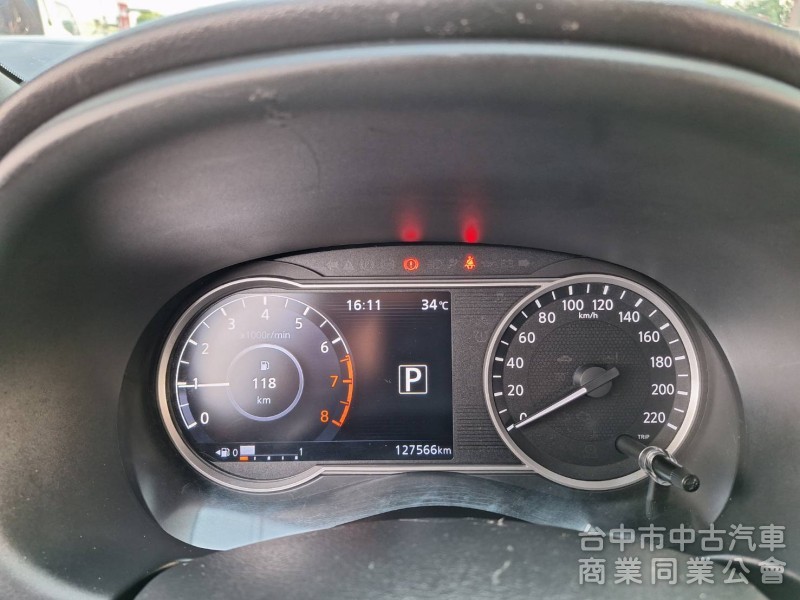 2019年式KICKS智型旗艦版.新車價81.5萬.福鎔汽車新上架.特別優惠40.8萬.僅此一部.快來搶購...