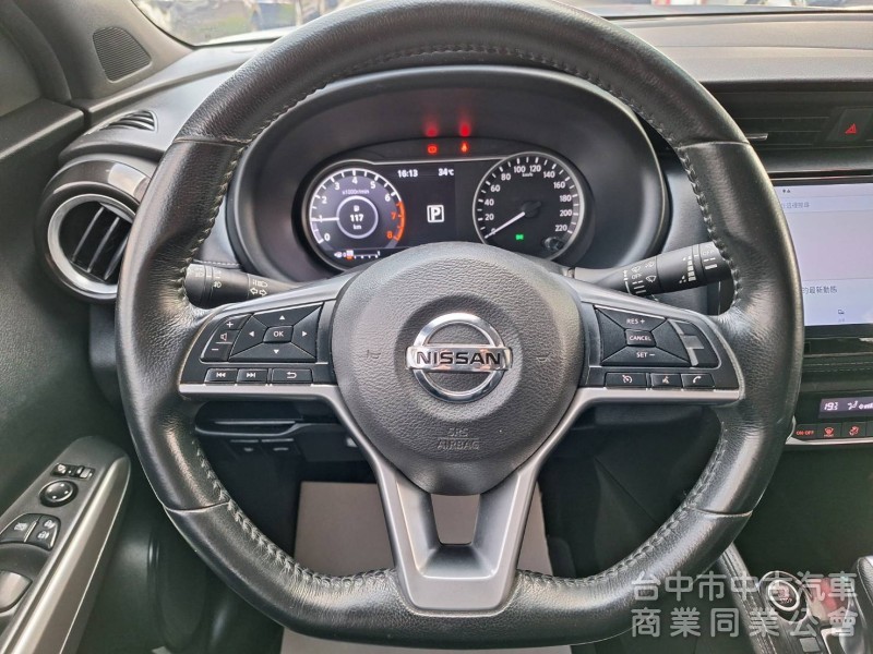 2019年式KICKS智型旗艦版.新車價81.5萬.福鎔汽車新上架.特別優惠40.8萬.僅此一部.快來搶購...