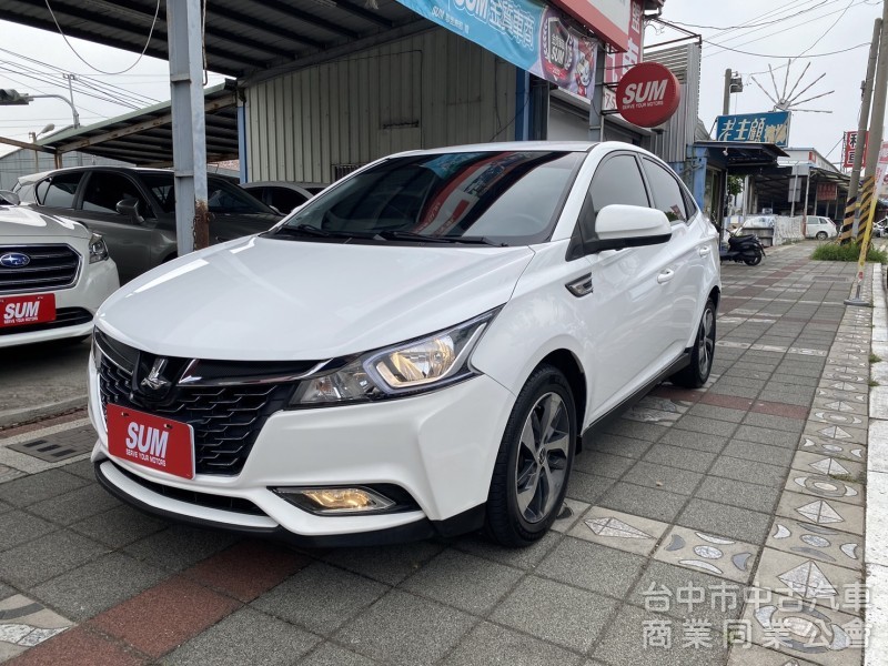 2016年 Luxgen  S3  1.6L 尊爵型 原鈑件 環景 定速 恆溫  倒車顯影 舒適安全 小資族首選代步款